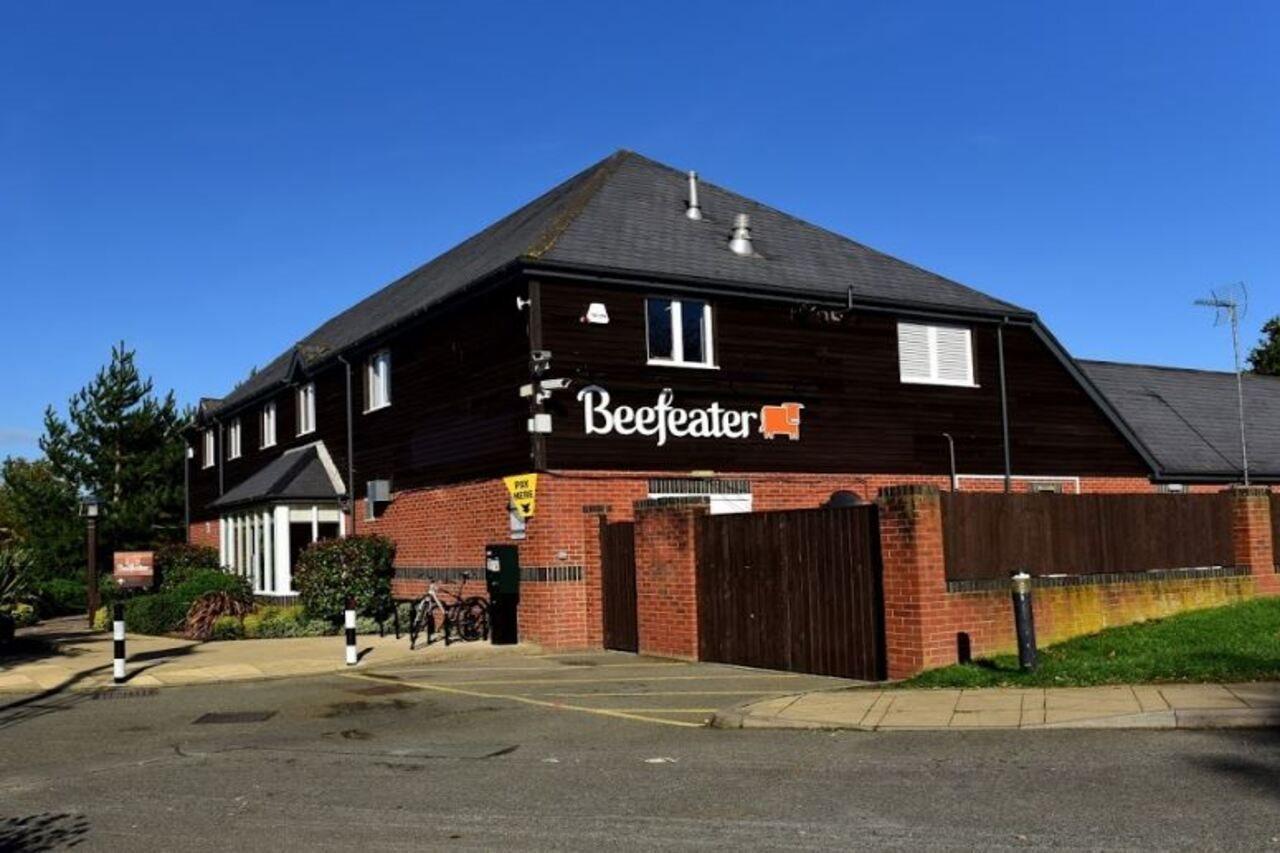 Premier Inn Isle Of Wight Newport  Dış mekan fotoğraf